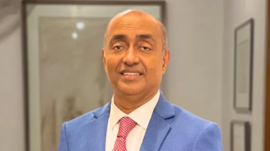 পদত্যাগ করে নির্বাচন করার ঘোষণা দিলেন অ্যাটর্নি জেনারেল