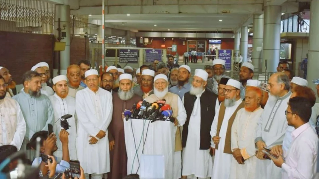 ‘মতানৈক্য থাকতে পারে, কিন্তু মতবিরোধ যেন না হয়’, দেশে ফিরে জামায়াত আমির