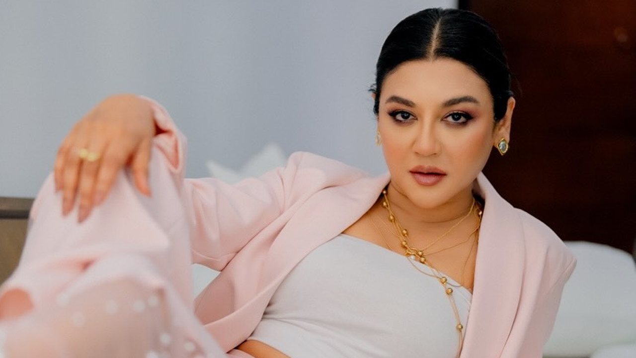 ‘এক ফ্রেমে এত সৌন্দর্য’