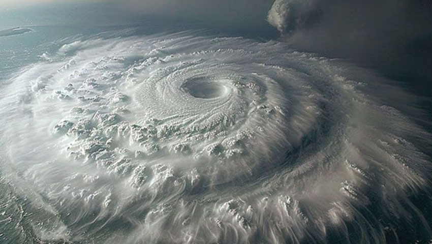 ভূমিকম্পের পর এবার ঘূর্ণিঝড়ের শঙ্কা