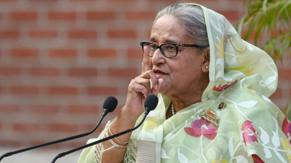 শেখ হাসিনাসহ ১৭ জনের দেশত্যাগে নিষেধাজ্ঞার আদেশ