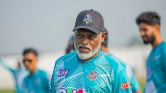 সিলেটের মাঠে লুটিয়ে পড়ে মারা গেলেন ঢাকা ক্যাপিটালসের কোচ জাকি