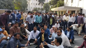 আজকের মধ্যে ভাতার আদেশ জারি না হলে আগামী সপ্তাহ থেকে পূর্ণ কর্মবিরতি