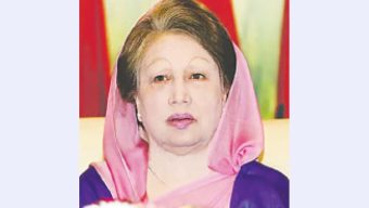 খালেদা জিয়া সংকটাপন্ন, উদ্বেগ উৎকণ্ঠা প্রার্থনা
