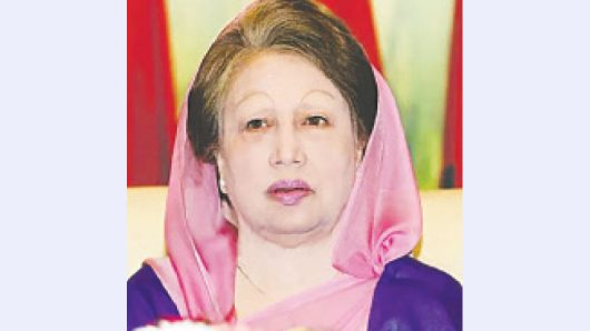 খালেদা জিয়া সংকটাপন্ন, উদ্বেগ উৎকণ্ঠা প্রার্থনা