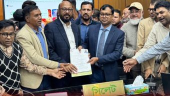 সিলেট-৬ আসনে বিএনপি প্রার্থী ফয়ছল চৌধুরীর মনোনয়নপত্র দাখিল