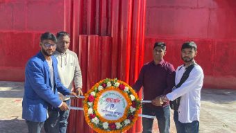 বিয়ানীবাজার প্রেসক্লাবের শ্রদ্ধা নিবেদন ও পতাকা উত্তোলন