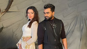 ফারিণের মন গলাতে আসছেন ইমরান!