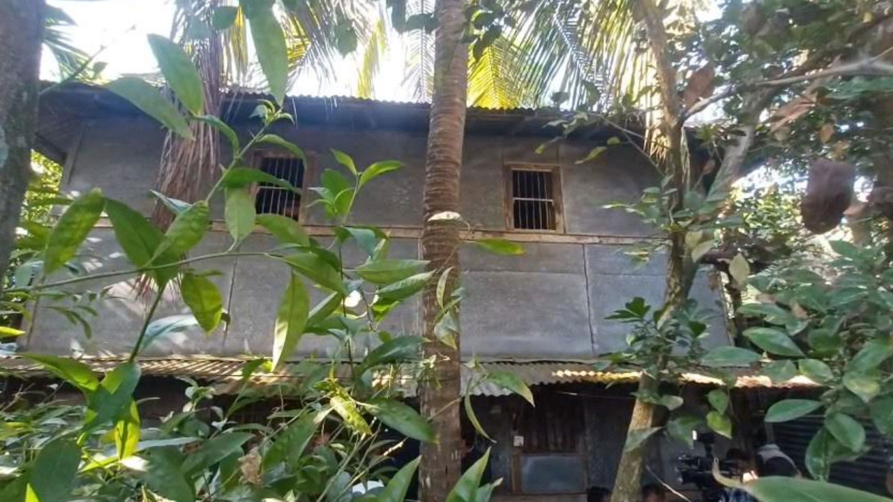 টিনের ঘর থেকে উঠে আসা এক বিপ্লবী, হাদির বাড়িতে আর্তনাদ