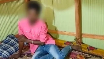 দ্বিতীয় বিয়ে করায় প্রথম স্ত্রীর বাড়িতে শিকলবন্দি যুবক