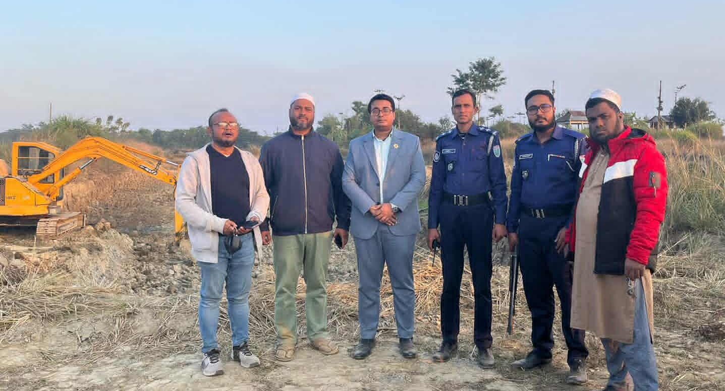 বিয়ানীবাজারে কৃষিজমির মাটি কাটায় দায়ে জরিমানা