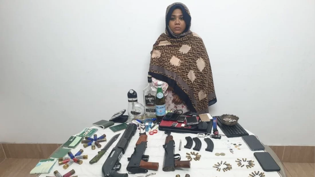 শরীয়তপুরে আগ্নেয়াস্ত্রসহ সাবেক ছাত্রদল নেত্রী গ্রেপ্তার