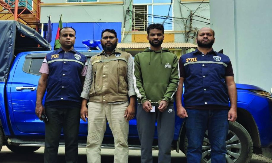 সিলেট-ঢাকা মহাসড়কের ডাকাত বিদেশ পালানোর সময় বিমানবন্দরে গ্রেপ্তার