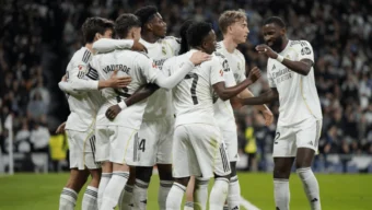 ভিনিসিউসের জোড়া পেনাল্টি, শীর্ষে রেয়াল মাদ্রিদ