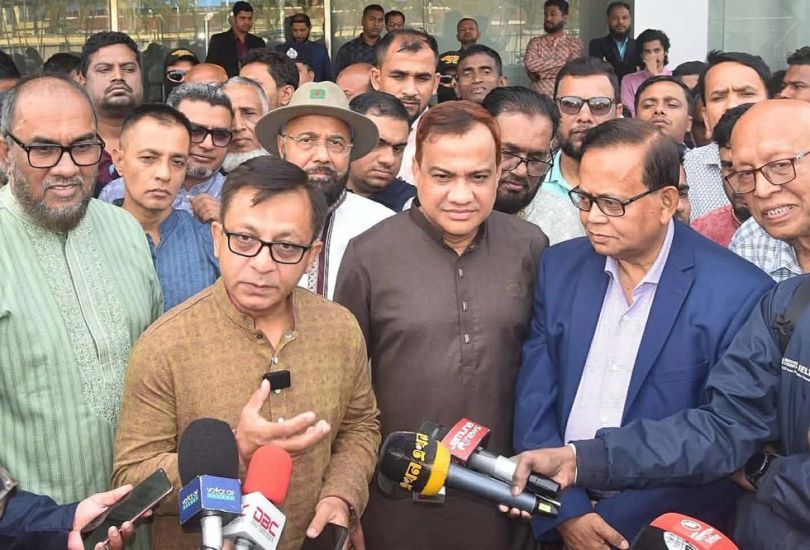রপ্তানিতে ঋণাত্মক প্রবৃদ্ধি বড় চ্যালেঞ্জ, বৈচিত্র্য আনার বিকল্প নেই: মুক্তাদির