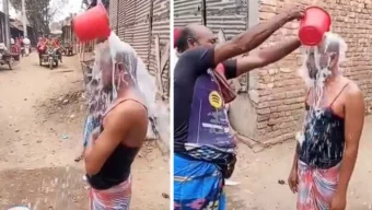 ১ মণ দুধ দিয়ে গোসল করে জুয়া ছাড়ার ঘোষণা যুবকের