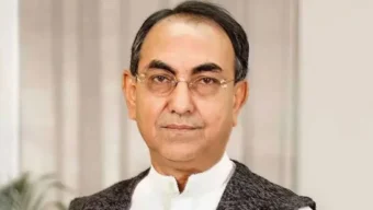 এয়ার অ্যাম্বুলেন্সে সিঙ্গাপুরের পথে মির্জা আব্বাস, সঙ্গে স্ত্রী-ছেলে