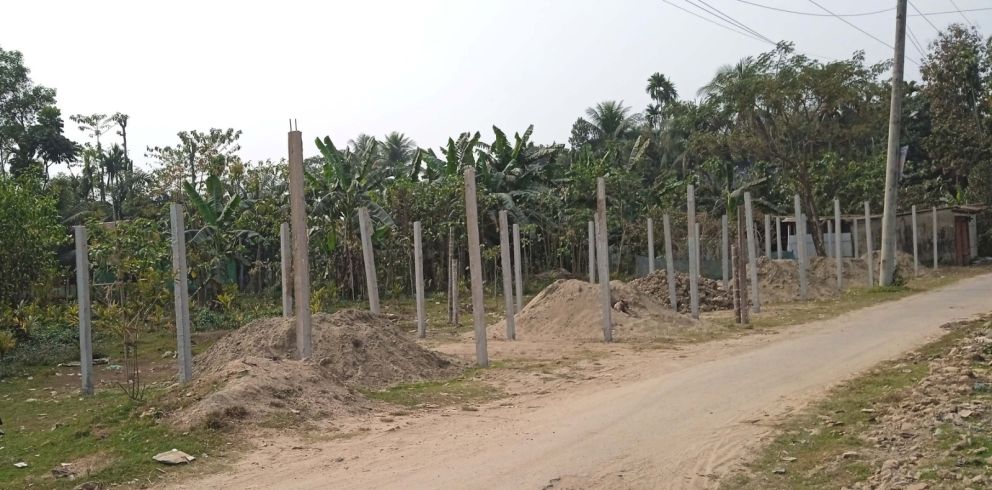 বড়লেখায় বিএনপি নেতার বিরুদ্ধে ১০ কোটি টাকার সরকারি ভূমি জবরদখলের অভিযোগ
