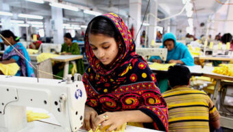 ঈদ এলেই রাস্তায় নামতেন পোশাক শ্রমিকরা, এবার চার কারণে স্বস্তি