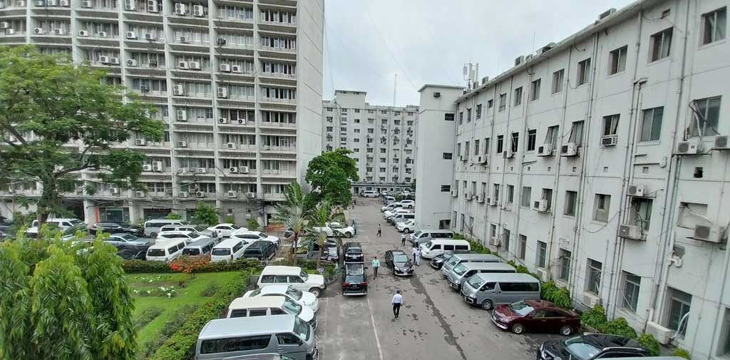 প্রশাসনে কতটা হাত দেবে নতুন সরকার?