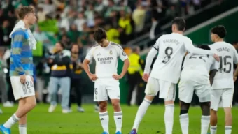 শেষ মুহূর্তের গোলে পয়েন্ট হারালো রিয়াল, শিরোপার সুবাস পাচ্ছে বার্সা