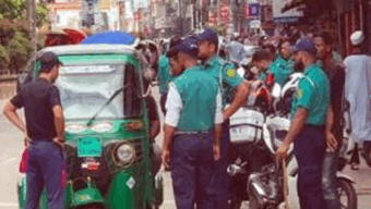 সিলেটে ১২০ যানবাহনের বিরুদ্ধে পুলিশের ব্যবস্থা