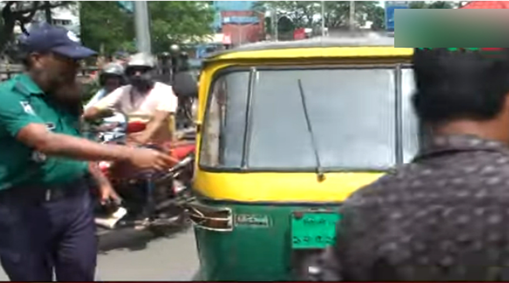 সিলেটে আরো ৯৯ যানবাহনের বিরুদ্ধে ব্যবস্থা নিল পুলিশ