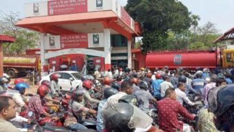 তেলের সরবরাহ বাড়লেও স্বস্তি নেই