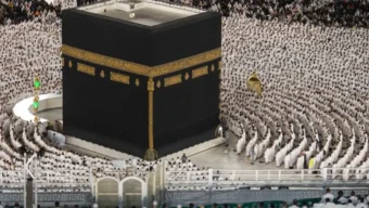 সর্বোচ্চ মান বজায় রেখে হজযাত্রীদের জন্য প্রস্তুত পবিত্র কাবা