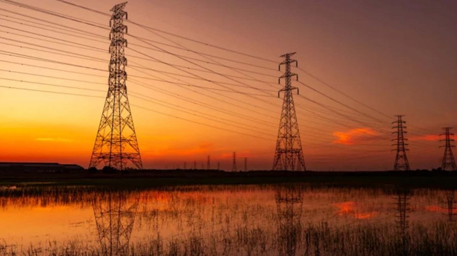 যুদ্ধ গরমে লোডশেডিং