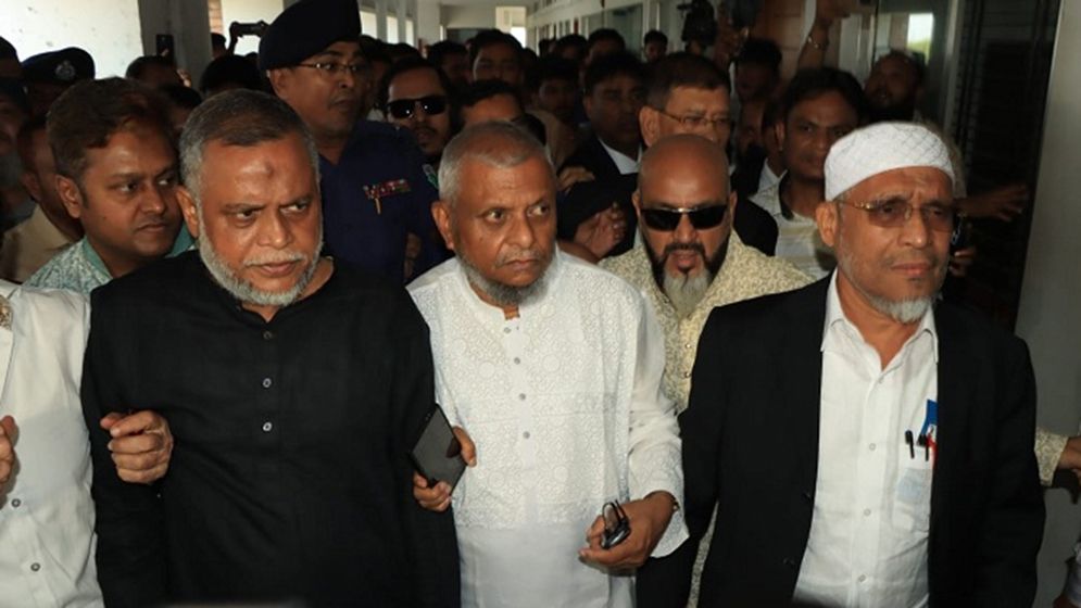 সিলেটের আদালতে কাঠগড়ায় বর্তমান-সাবেক মন্ত্রীসহ বিএনপির তিন প্রভাবশালী