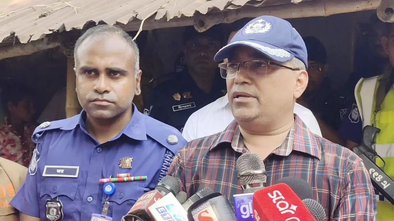 ডাকাতি নয়, জমিজমা সংক্রান্ত বিরোধে নওগাঁয় চার খুন : পুলিশ সুপার