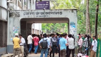 কক্সবাজার আদালত প্রাঙ্গণে গোলাগুলি, গুলিবিদ্ধ ২