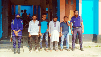জৈন্তাপুর সীমান্তে অনুপ্রবেশকালে দালালসহ আটক ১৩
