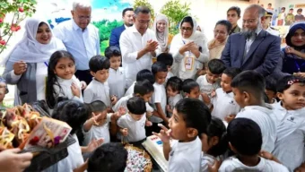 ‘আঙ্কেল খুব ভালো, খুব সুইট’— প্রধানমন্ত্রীকে ঘিরে শিশুদের উচ্ছ্বাস