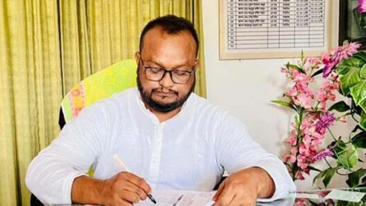 বিয়ানীবাজারের আলীনগরে চেয়ারম্যানের দায়িত্ব পালন নিয়ে জটিলতা