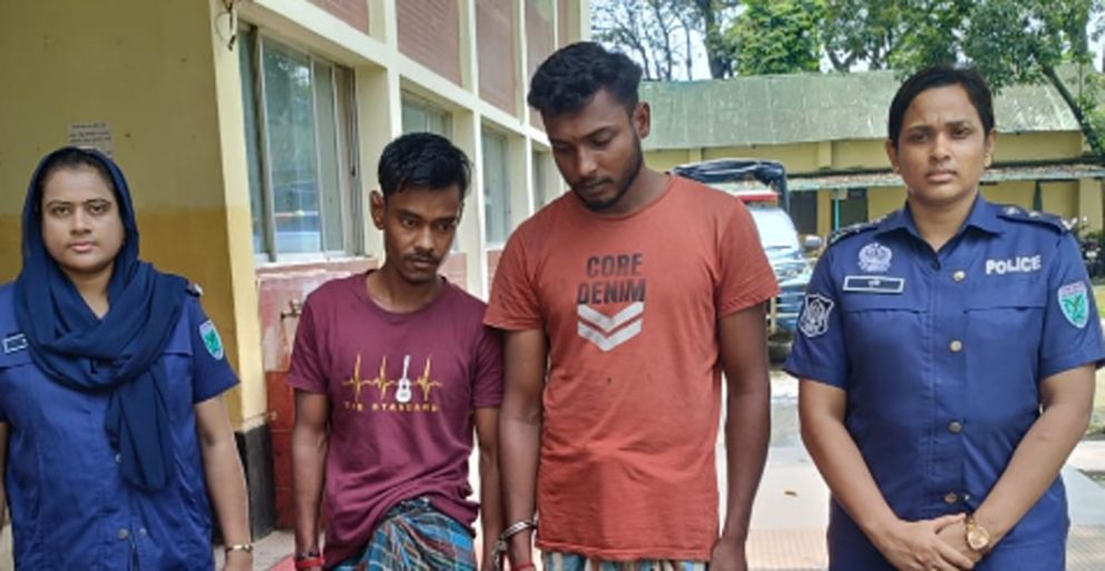 সিলেটের ধলাই ব্রিজের পাশ থেকে আটক সুমন- কার্তিক