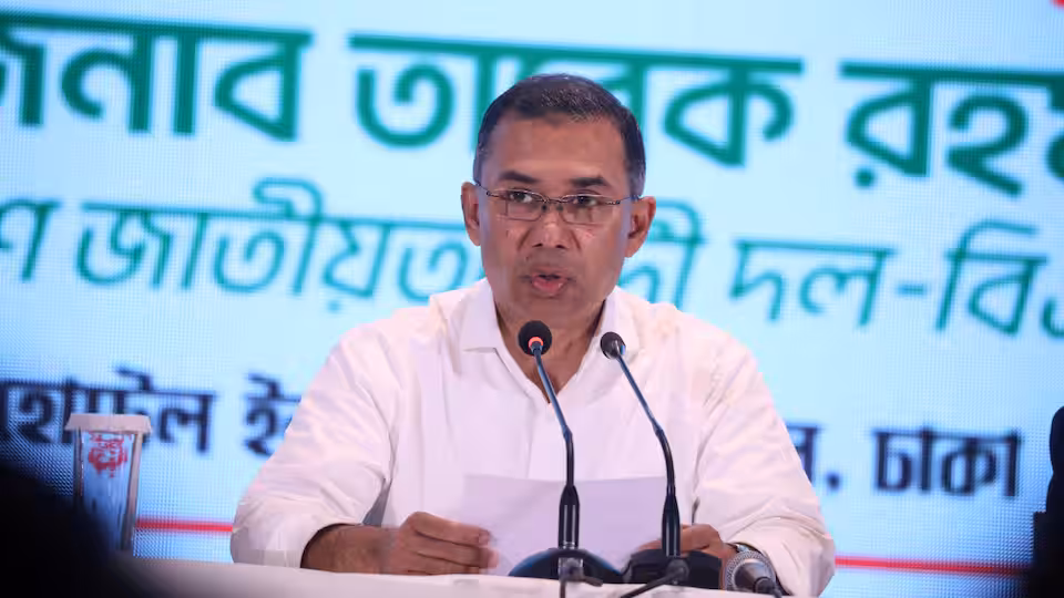 সামাজিক মাধ্যমে গুজব: তারেক রহমানই মানহানিকর পোস্টেগুলোর লক্ষ্যবস্তু