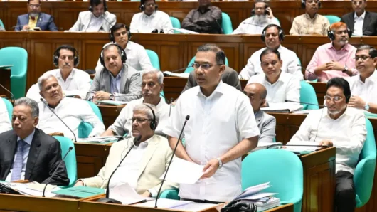 চাকরির জন্য তরুণদের বছরের পর বছর অপেক্ষা করতে হবে না : প্রধানমন্ত্রী