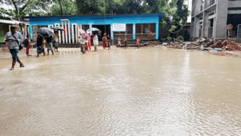 জলাবদ্ধ দক্ষিণ সুলতানপুর সরকারি প্রাথমিক বিদ্যালয়, পাঠদান ব্যাহত