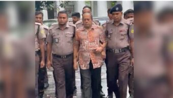 ট্রাইব্যুনালে হাজির করা হয়েছে জিয়া হত্যার আসামি মোজাফফরকে