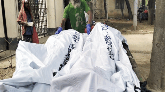 ছেলের ছুরি কাঘাতে বাবা-মা খুন