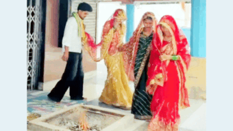 একসঙ্গে তিন বোনকে বিয়ে করলেন যুবক