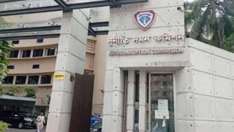 দুদকে অভিযোগের স্তূপ অনুসন্ধানের অপেক্ষা