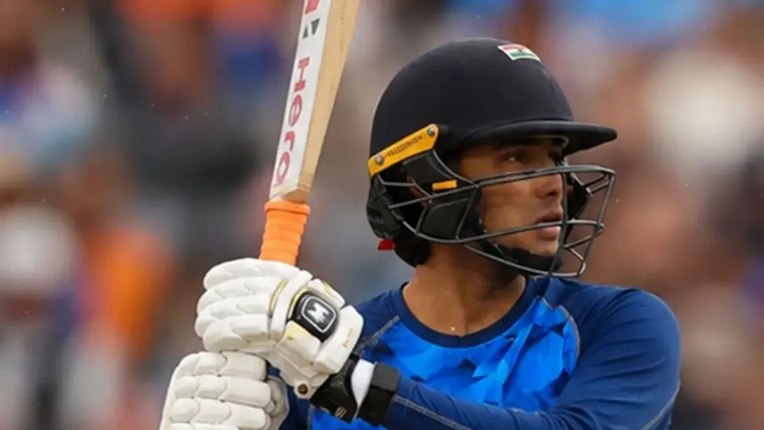 ৯১ বলে ১৫ চার, ২৫ ছয়ে অভিষেকের ২৩৩ রান!