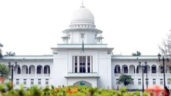 বিচারকদের কথা ভাবার কেউ নেই