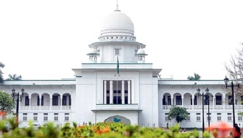 বিচারকদের কথা ভাবার কেউ নেই