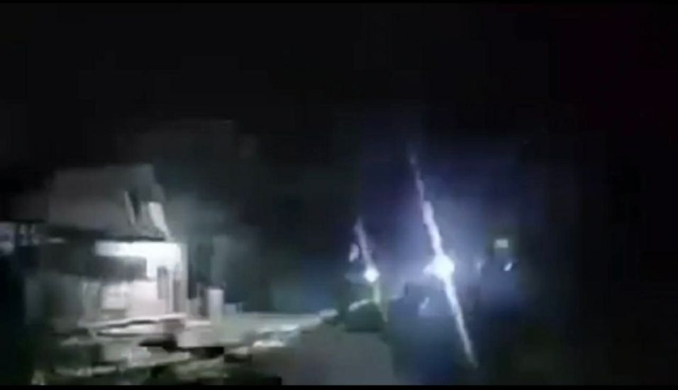 সুনামগঞ্জে ডাক্তারের সিরিয়াল নিয়ে টর্চলাইট জ্বালিয়ে দুই গ্রামের সং*ঘ*র্ষে আ হ ত ৩০