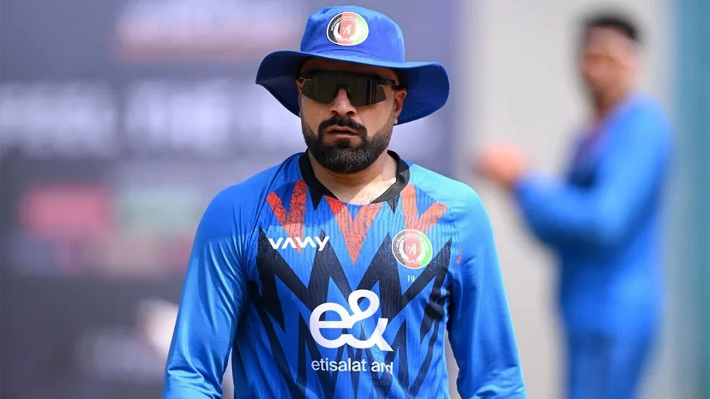নেতৃত্ব হারিয়ে ক্ষুব্ধ রশিদ খান