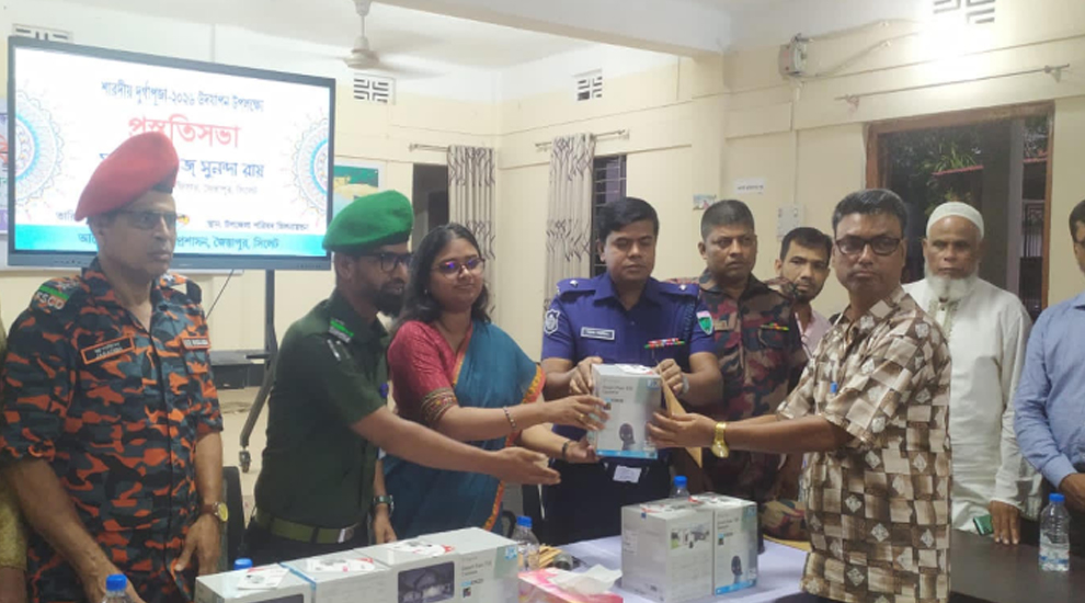 জৈন্তাপুরে দুর্গাপূজার প্রস্তুতি সভা: ২১ মণ্ডপে সিসি ক্যামেরা ও অনুদান বিতরণ
